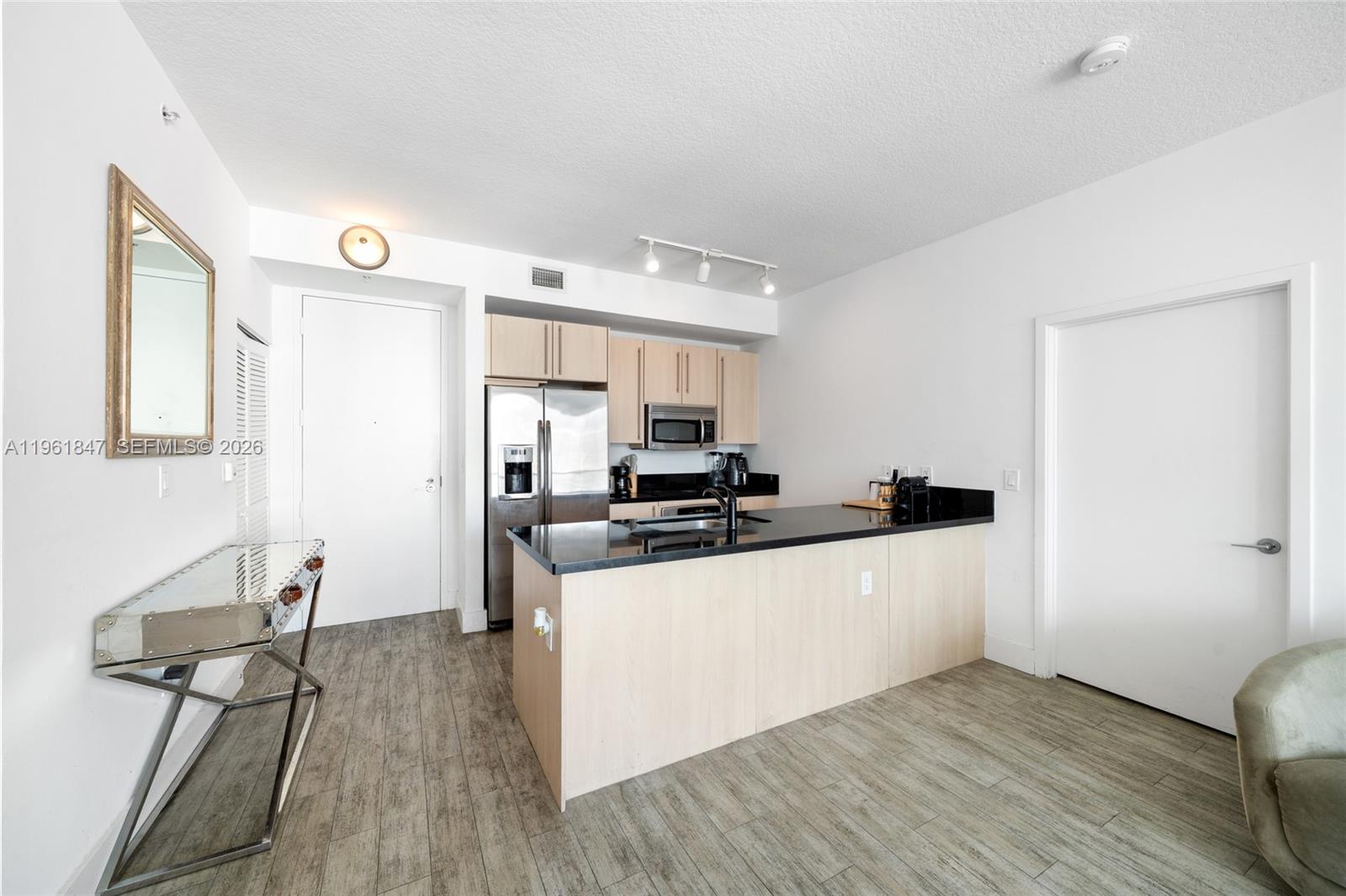 1111 SW 1st Ave #3422-N, Miami FL 33130