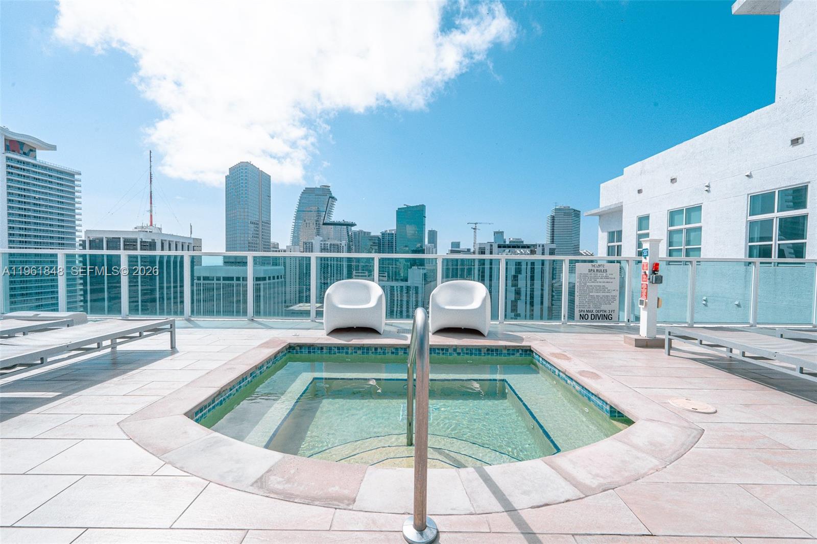 133 NE 2 AV #308, Miami FL 33132