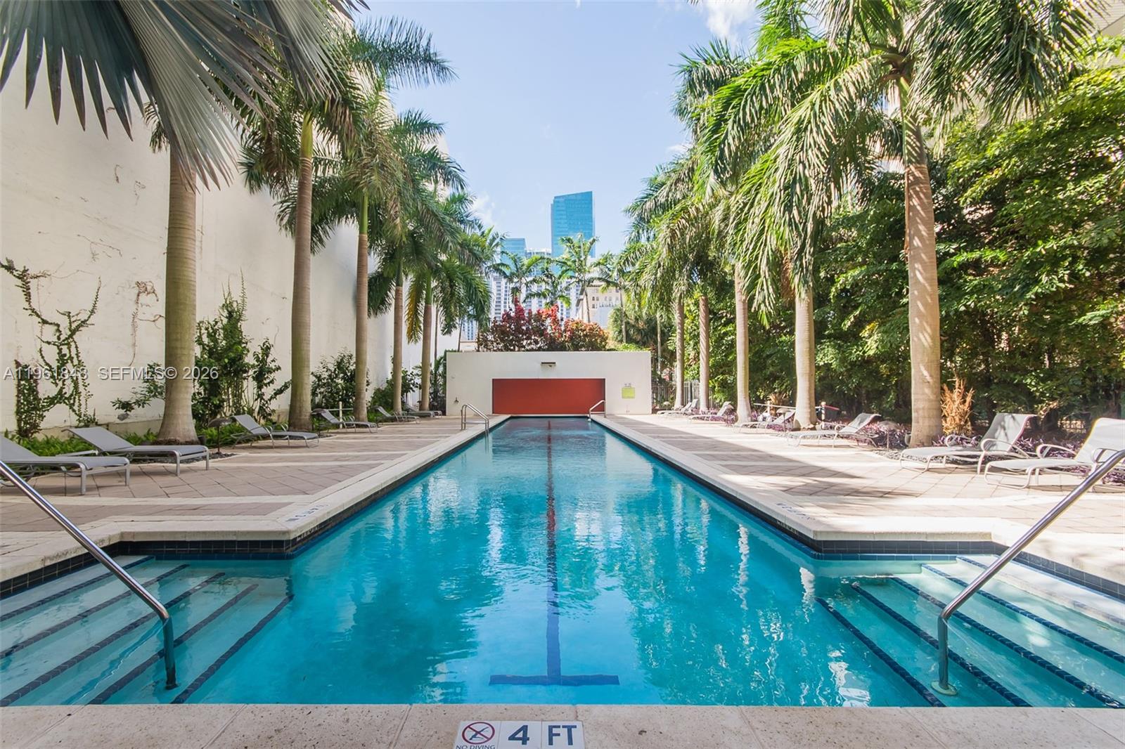 133 NE 2 AV #308, Miami FL 33132