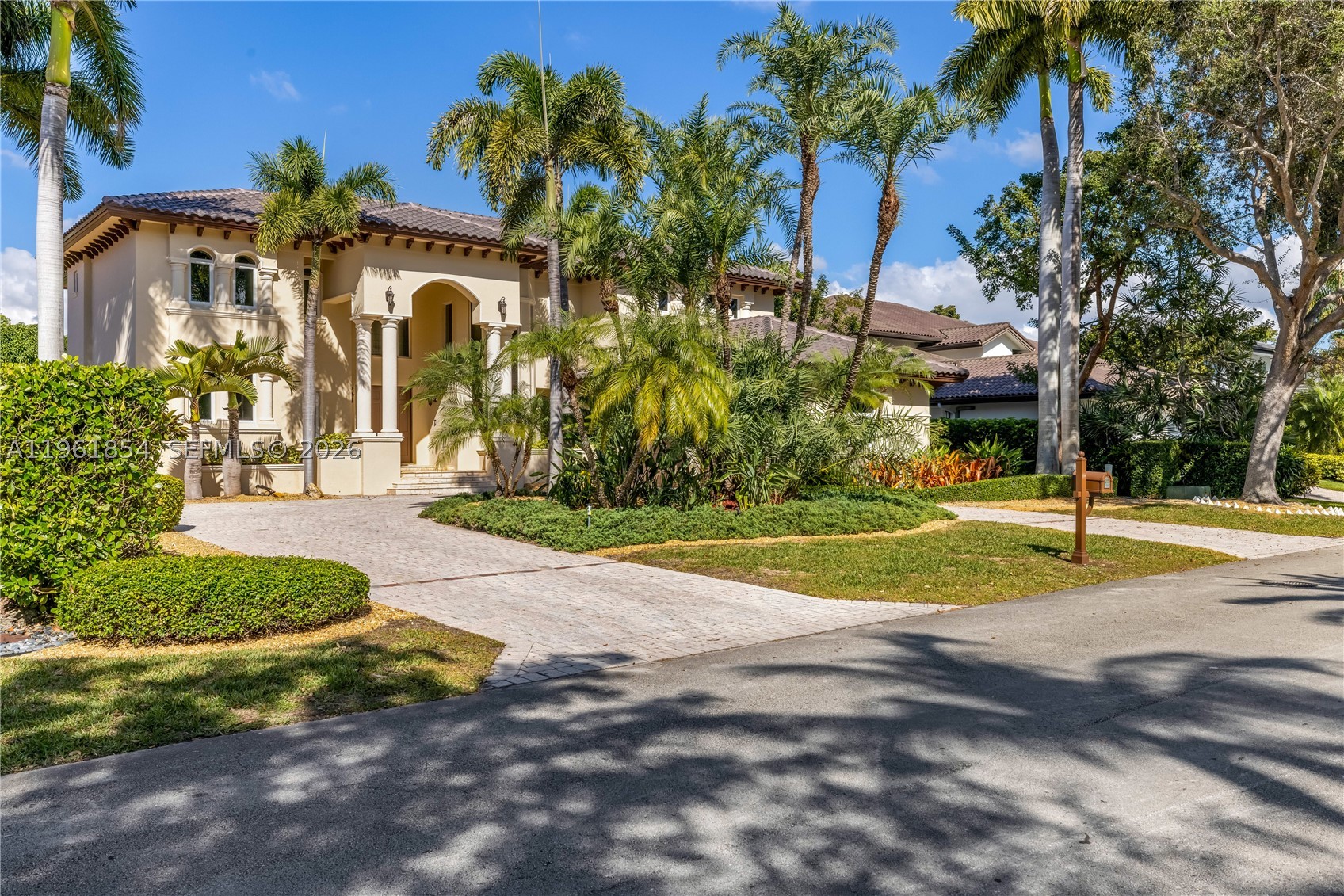 129 Gavilan Ave, Coral Gables FL 33143