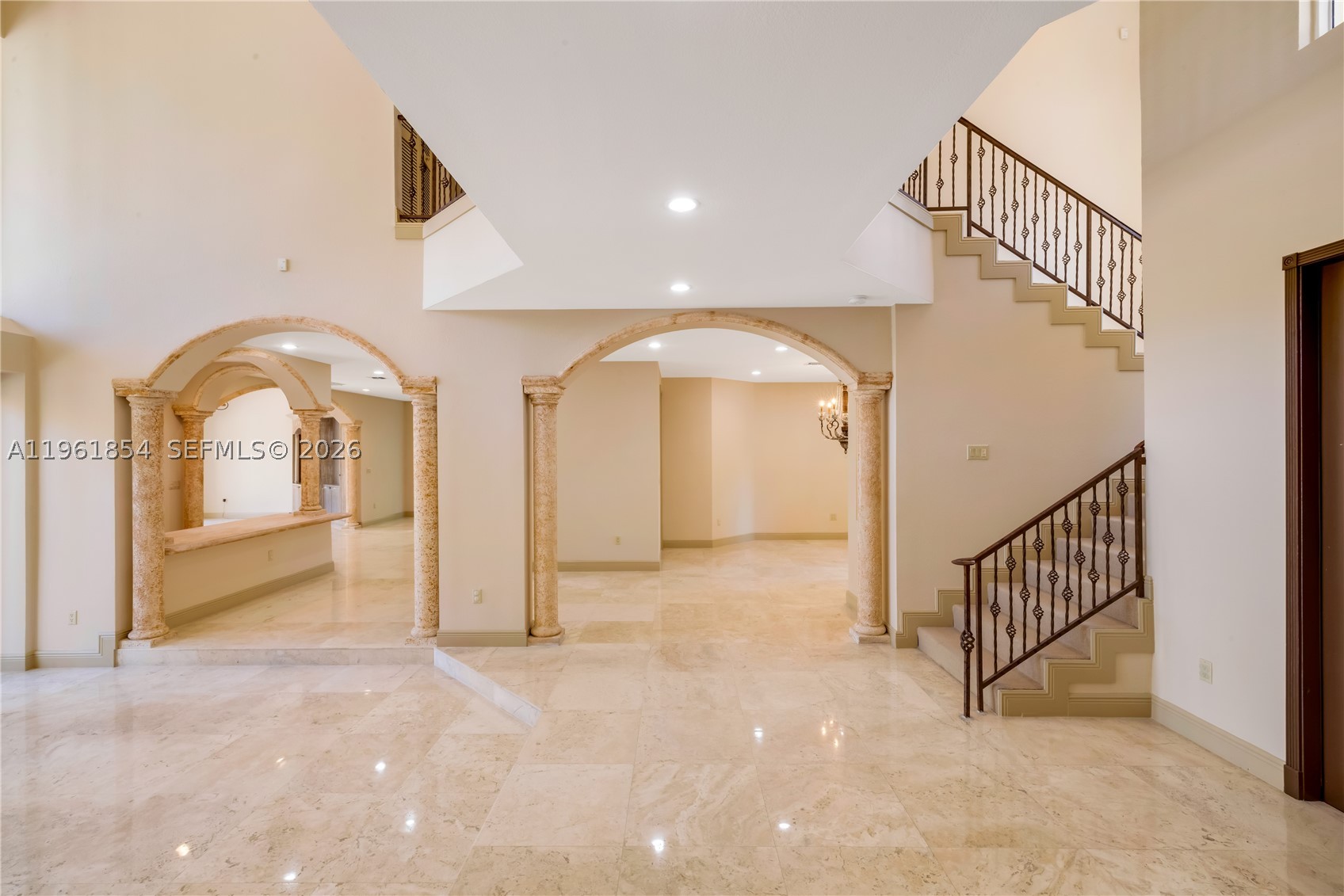 129 Gavilan Ave, Coral Gables FL 33143
