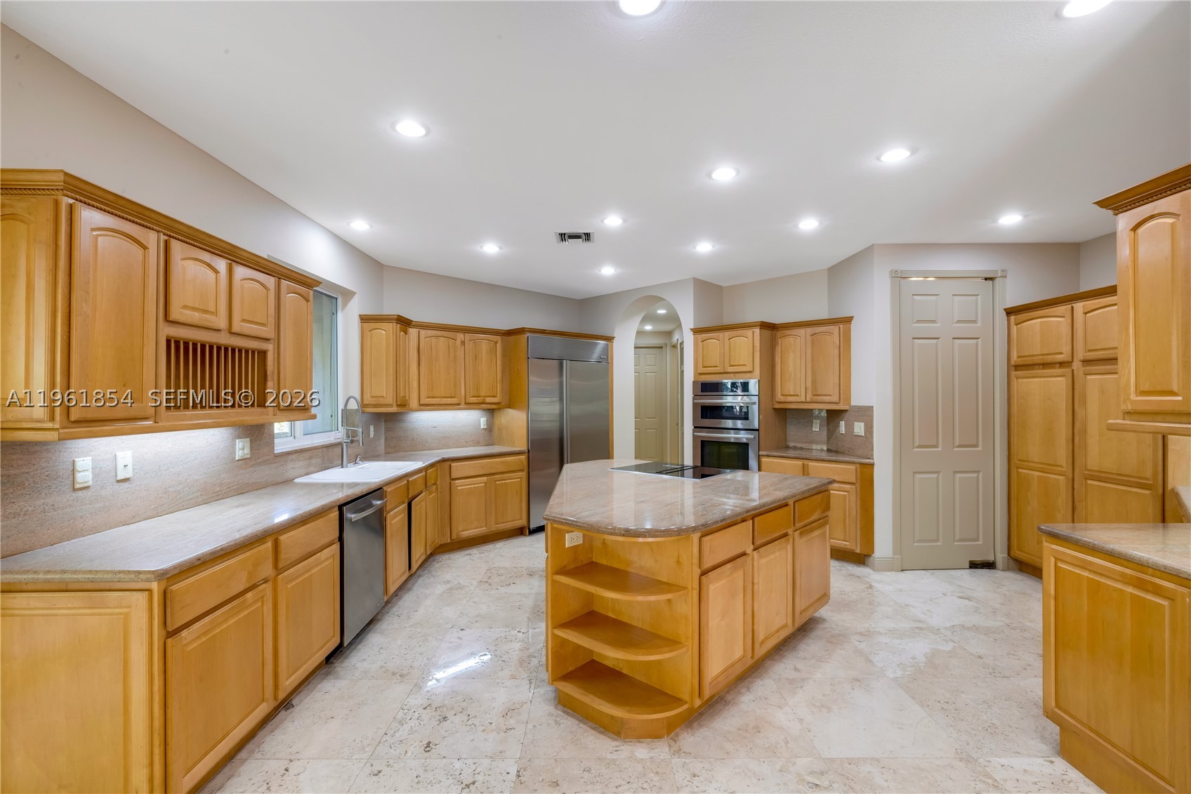 129 Gavilan Ave, Coral Gables FL 33143