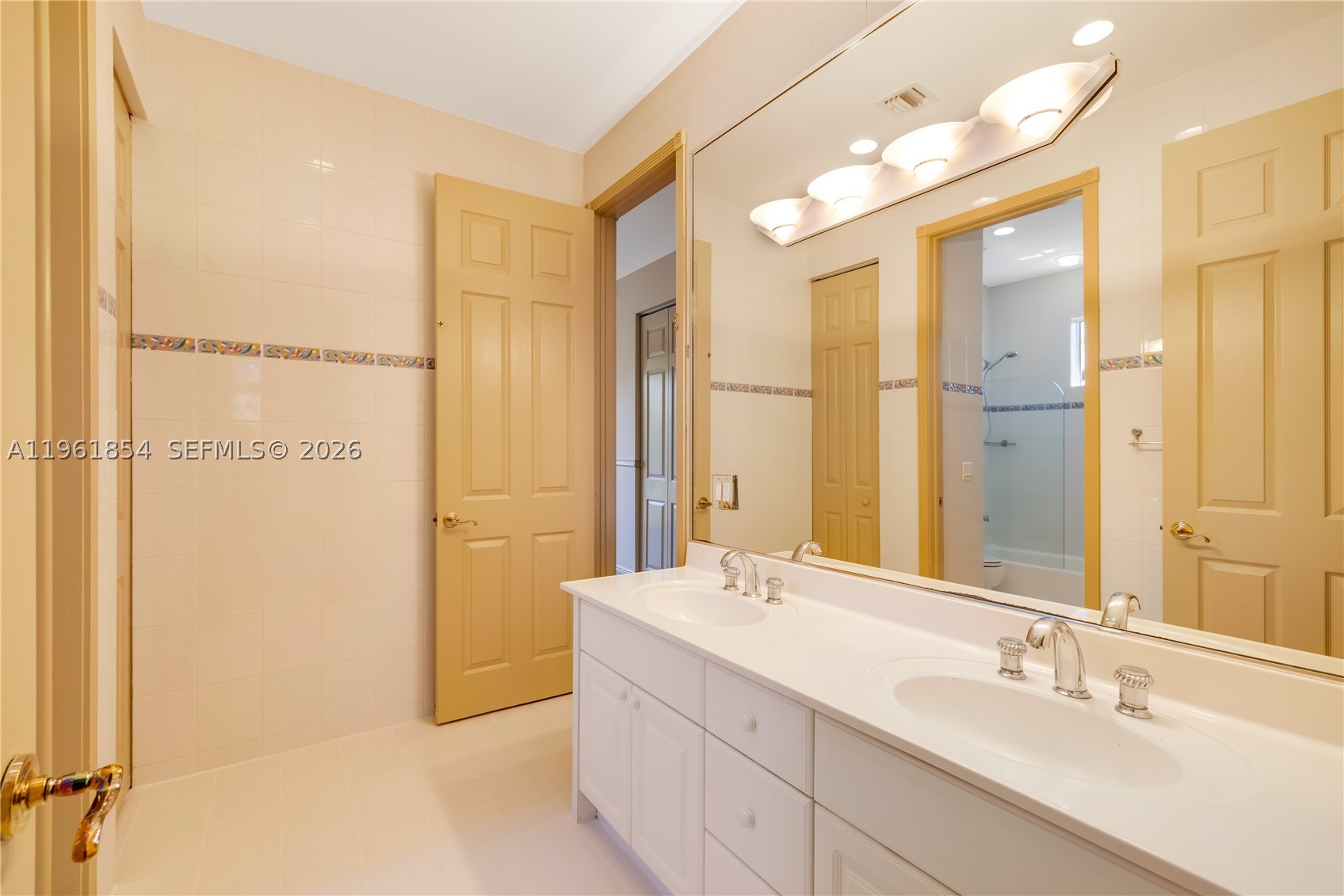 129 Gavilan Ave, Coral Gables FL 33143