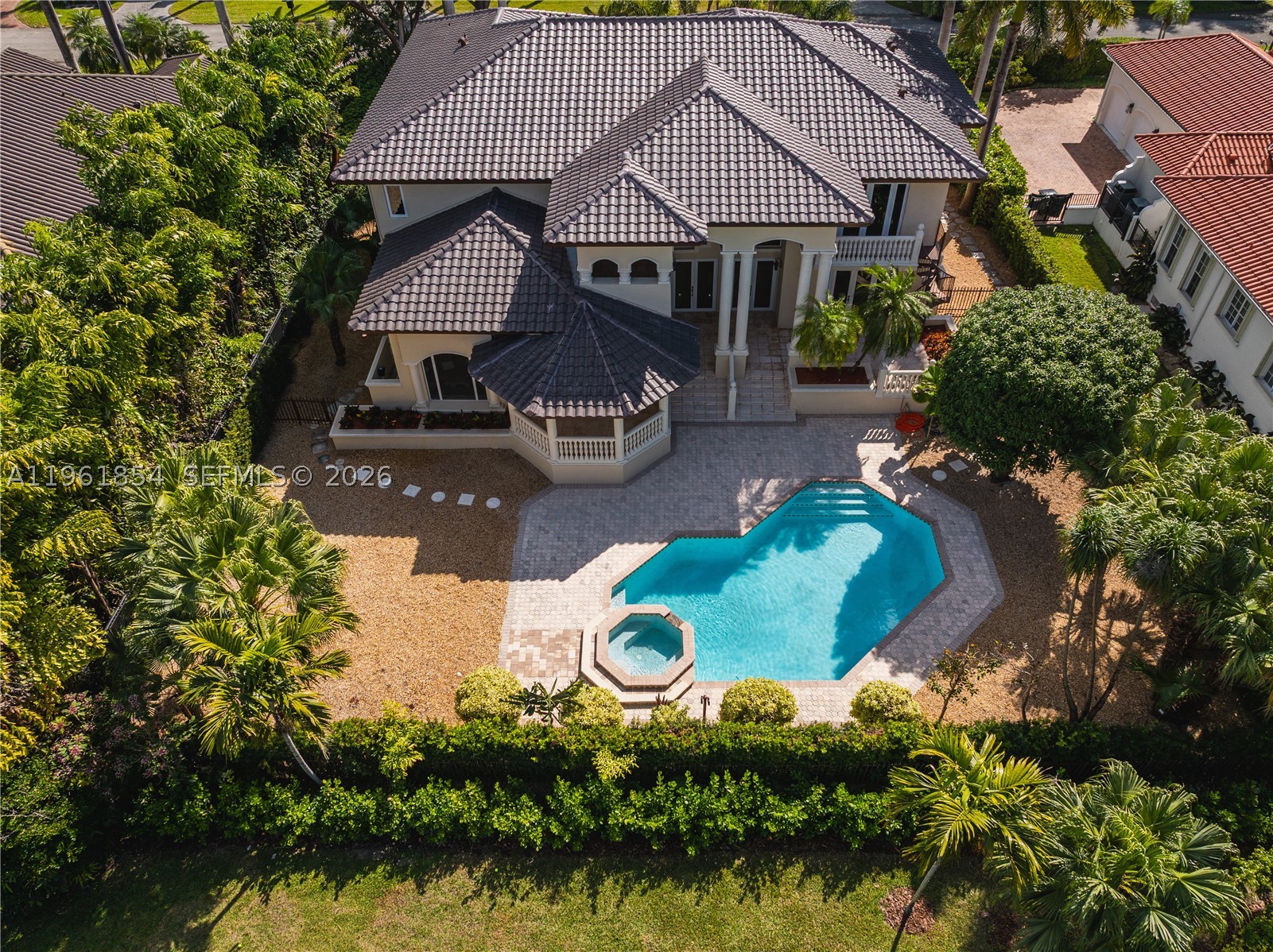 129 Gavilan Ave, Coral Gables FL 33143