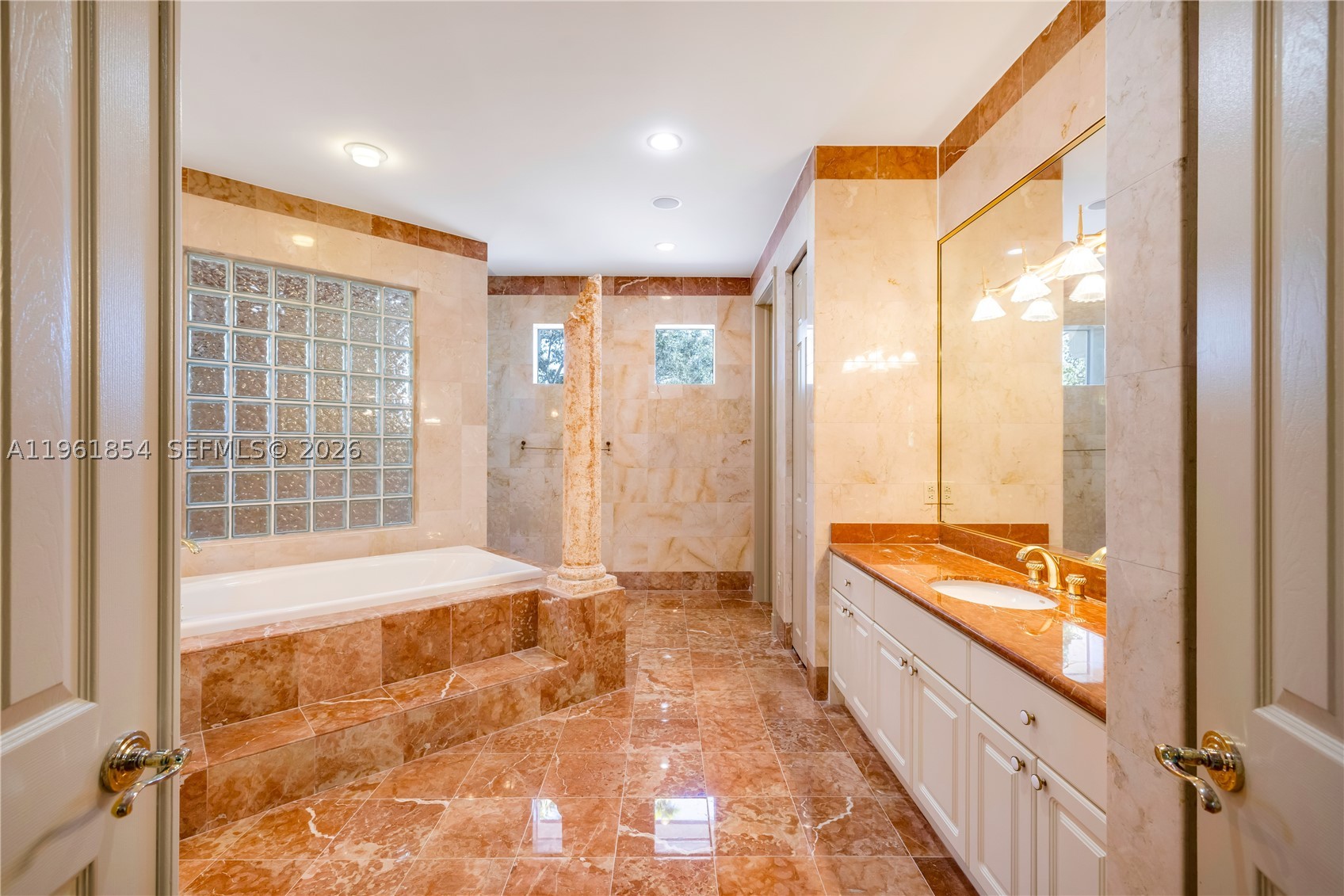 129 Gavilan Ave, Coral Gables FL 33143