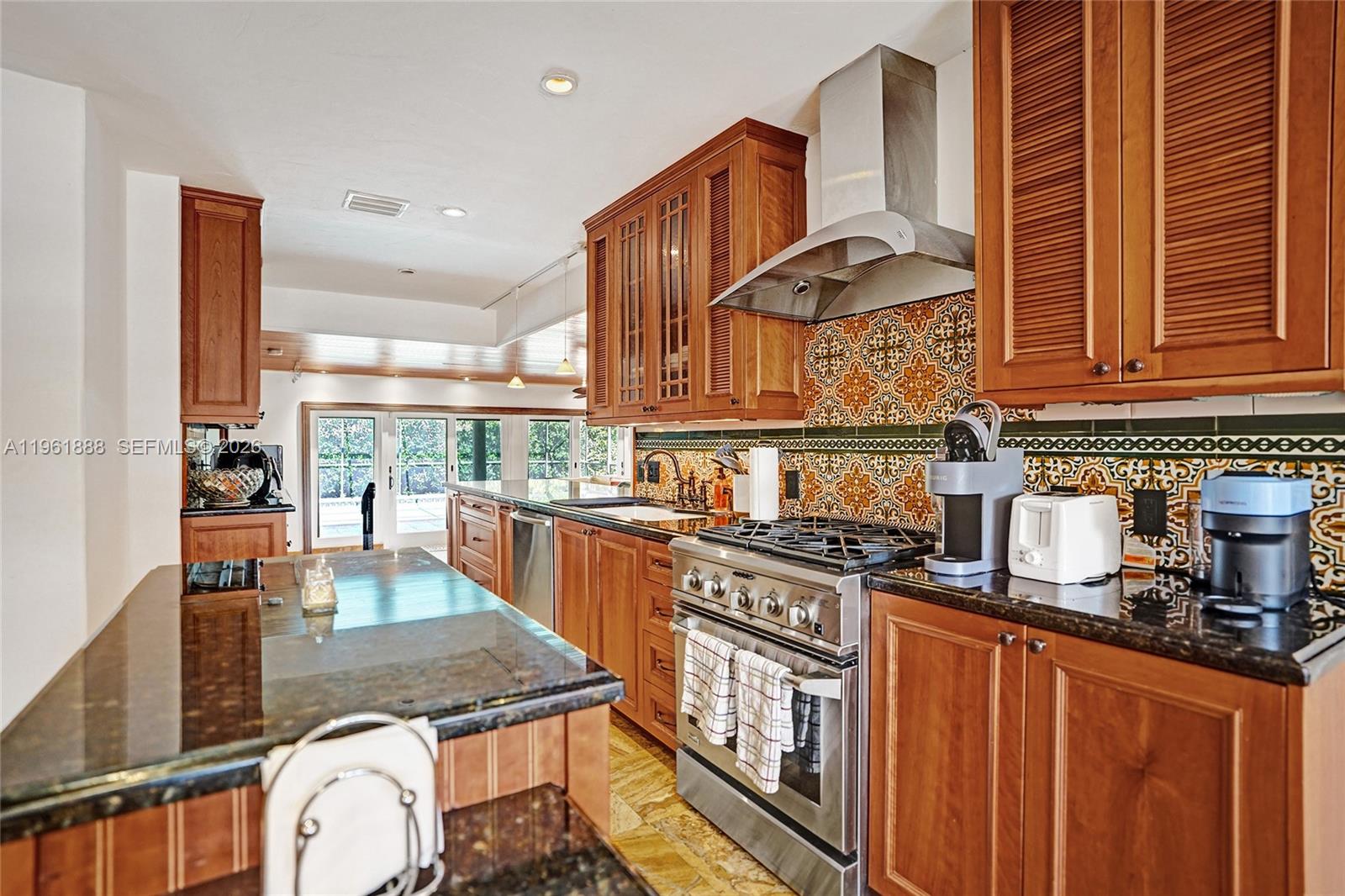 1247 NE 101st St, Miami Shores FL 33138