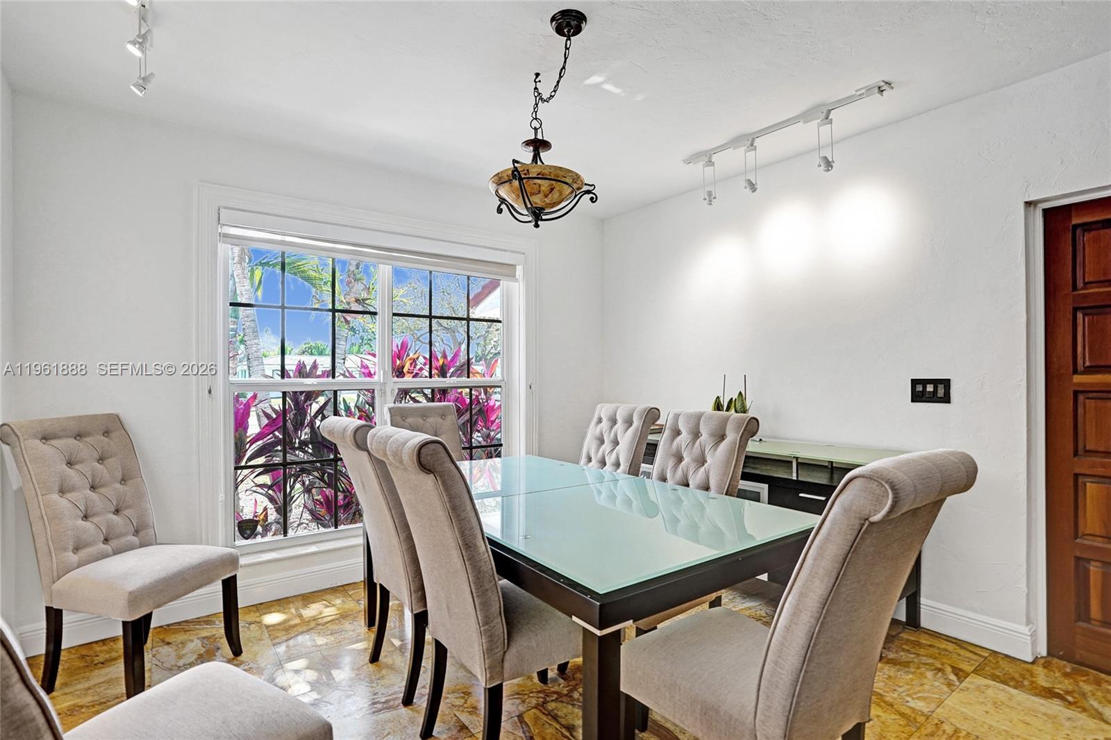 1247 NE 101st St, Miami Shores FL 33138