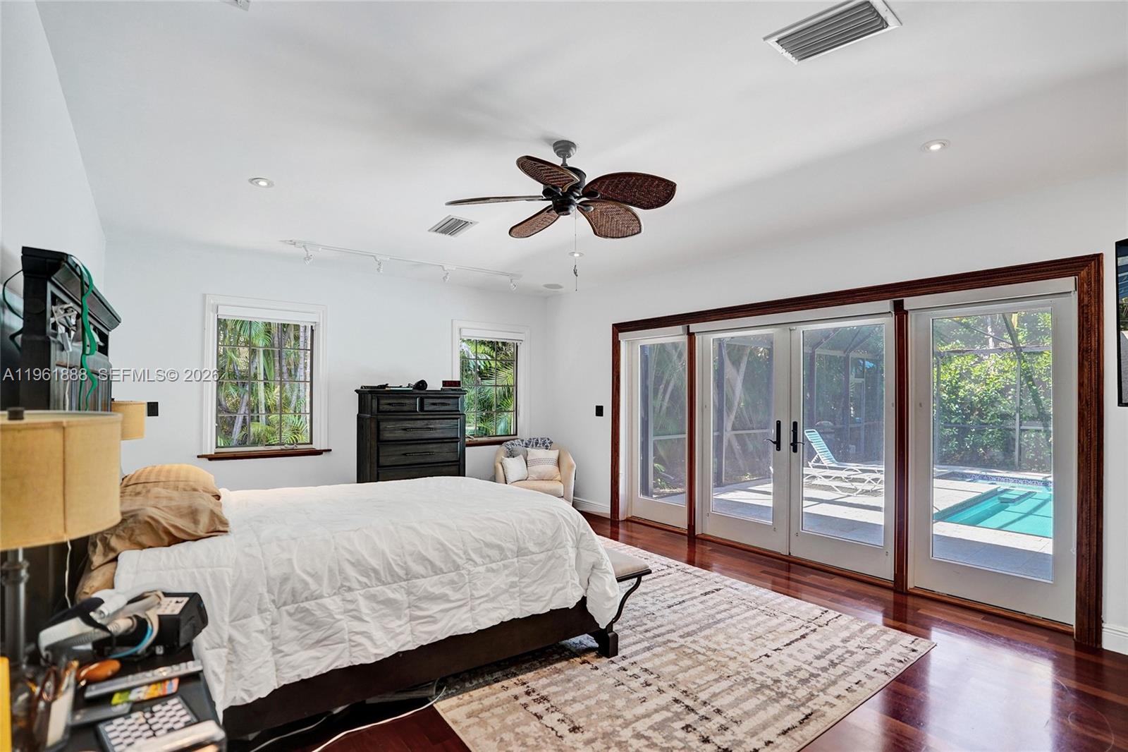 1247 NE 101st St, Miami Shores FL 33138