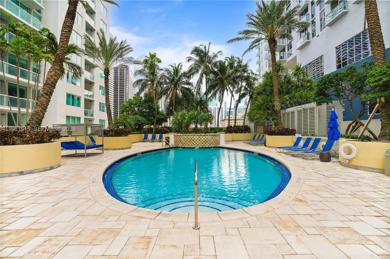 253 NE 2nd St #3105, Miami FL 33132