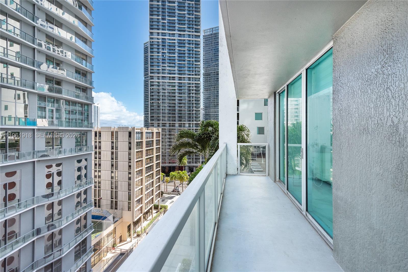 55 SE 6 ST #1207, Miami FL 33131