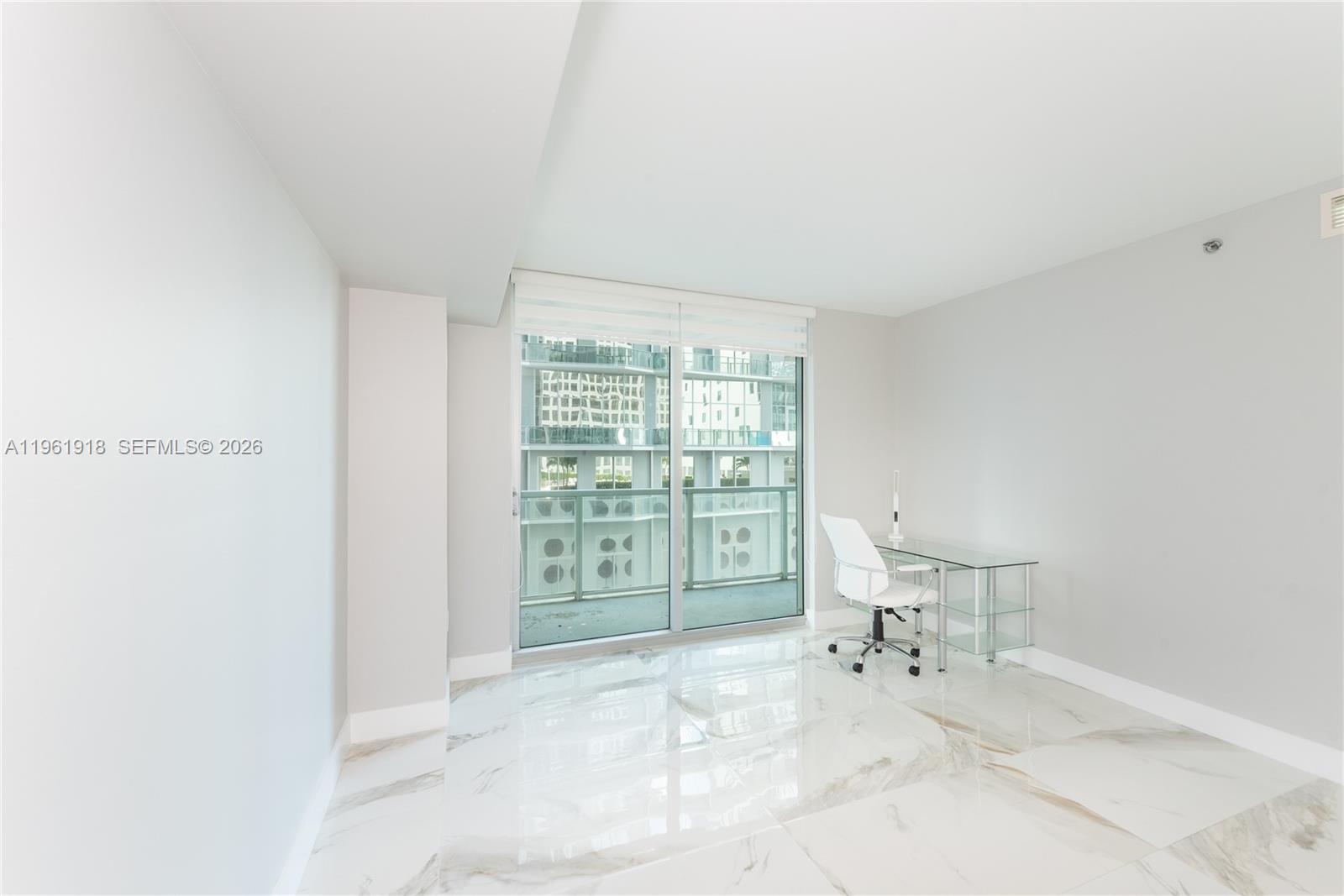 55 SE 6 ST #1207, Miami FL 33131
