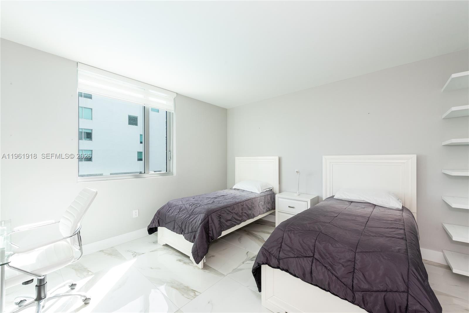 55 SE 6 ST #1207, Miami FL 33131