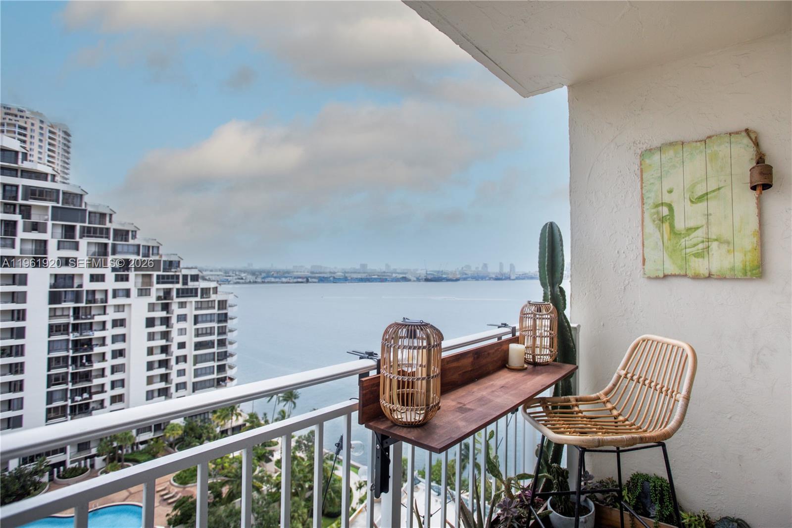 770 Claughton Island Dr #1705, Miami FL 33131