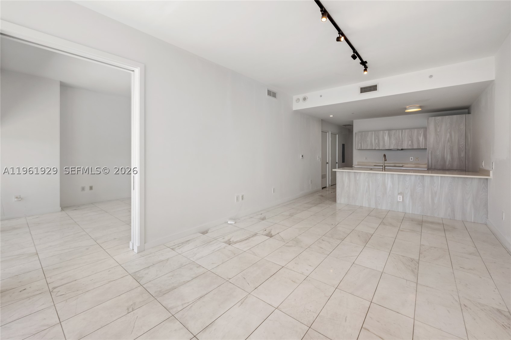 480 NE 31st St #1504, Miami FL 33137