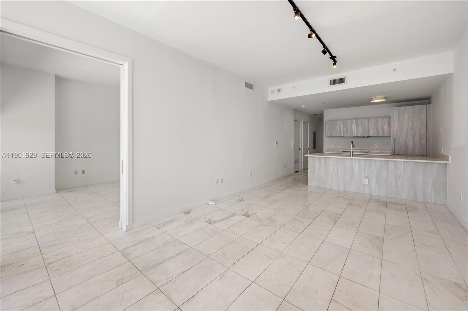 480 NE 31st St #1504, Miami FL 33137