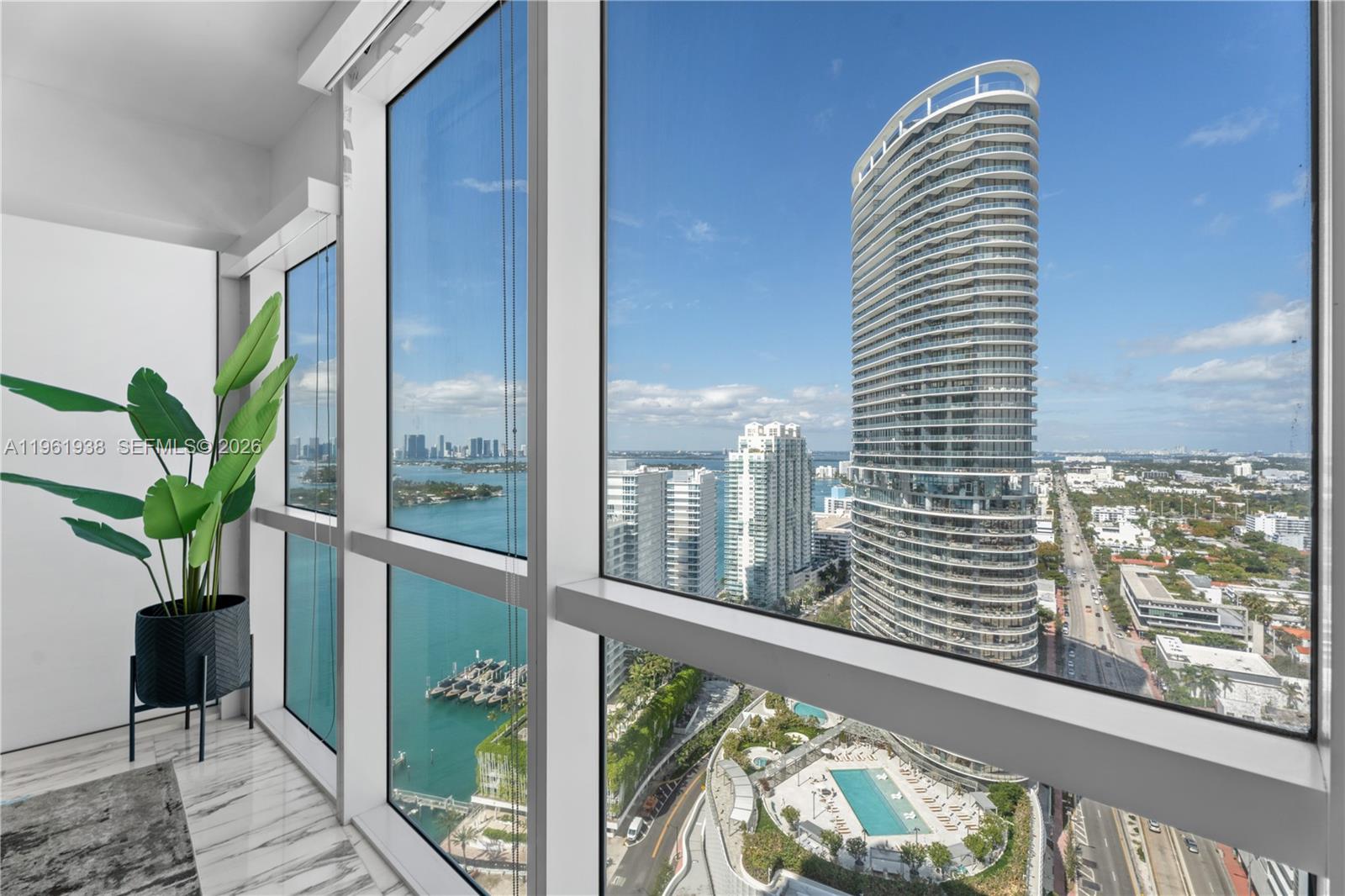 450 Alton Rd #3008, Miami Beach FL 33139