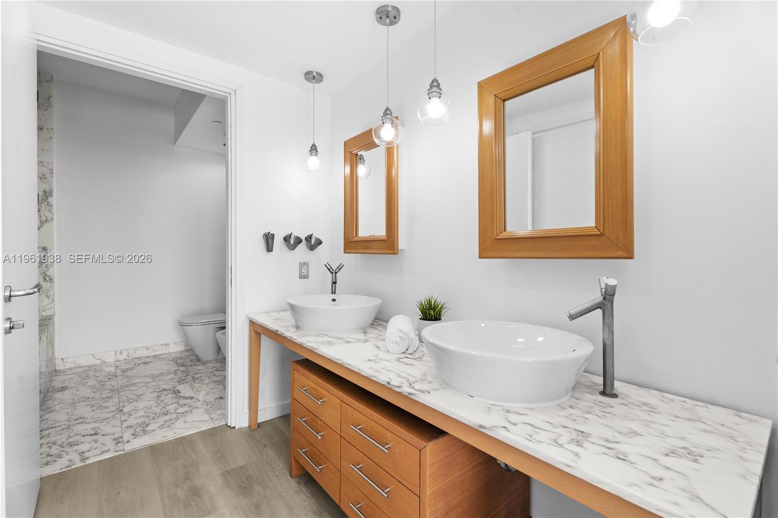 450 Alton Rd #3008, Miami Beach FL 33139