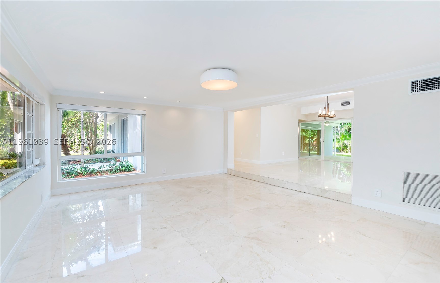 310 Harbor Ct, Key Biscayne FL 33149