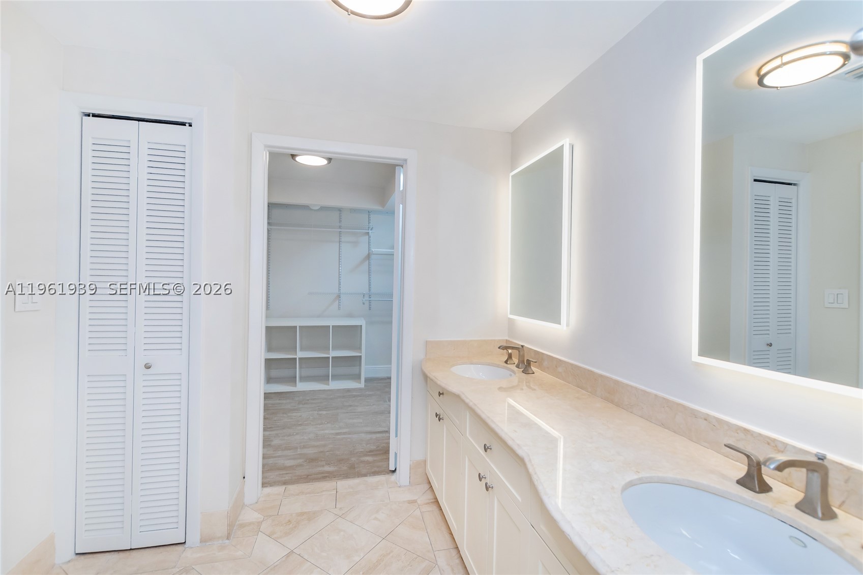 310 Harbor Ct, Key Biscayne FL 33149