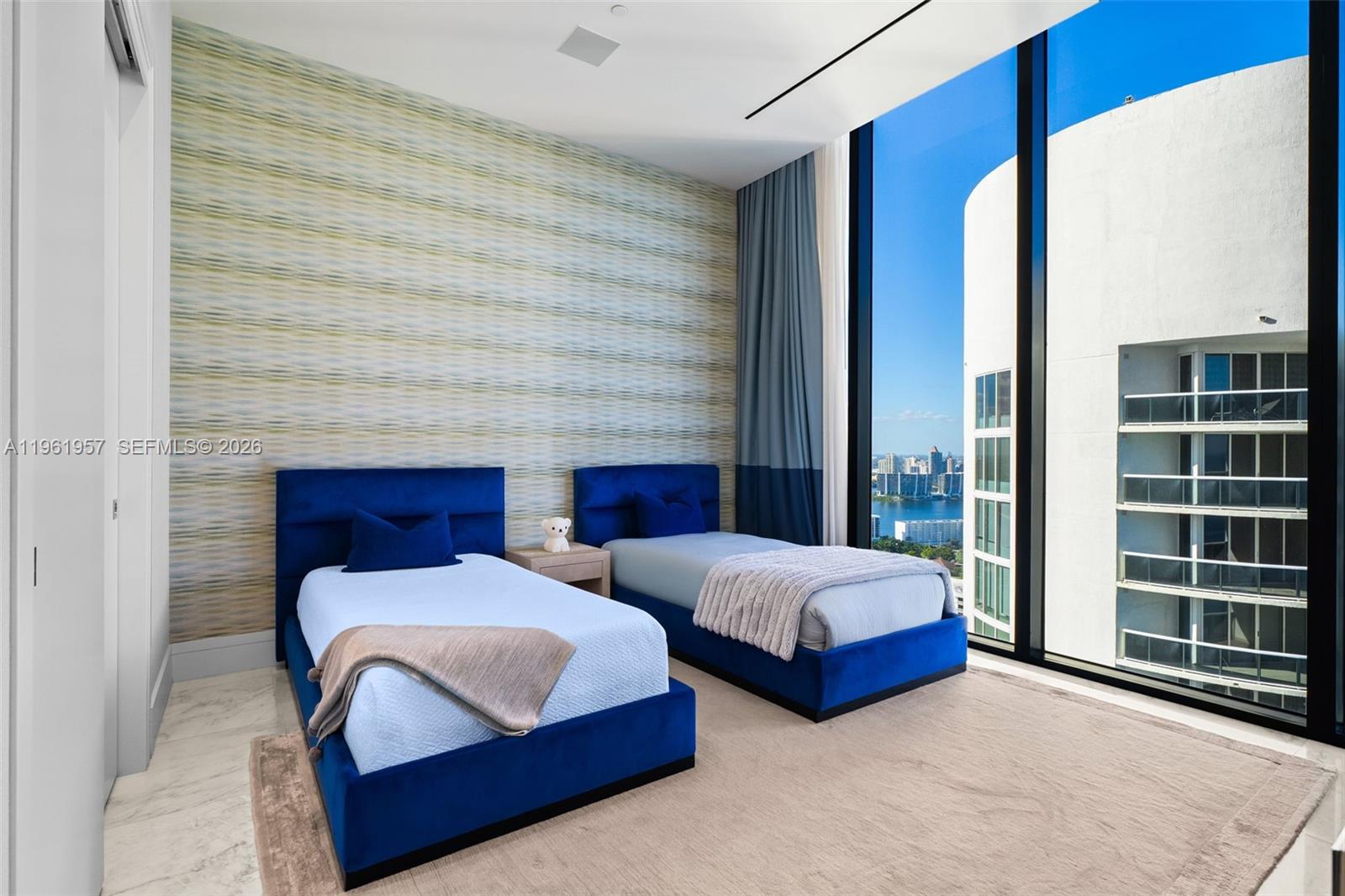 17141 Collins Ave #3002, Sunny Isles Beach FL 33160