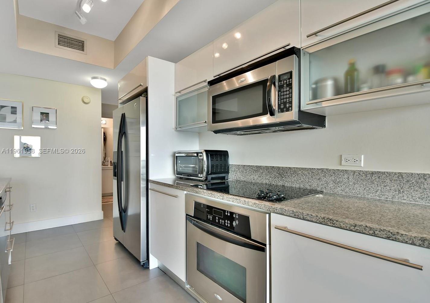 888 Biscayne Blvd #1904, Miami FL 33132
