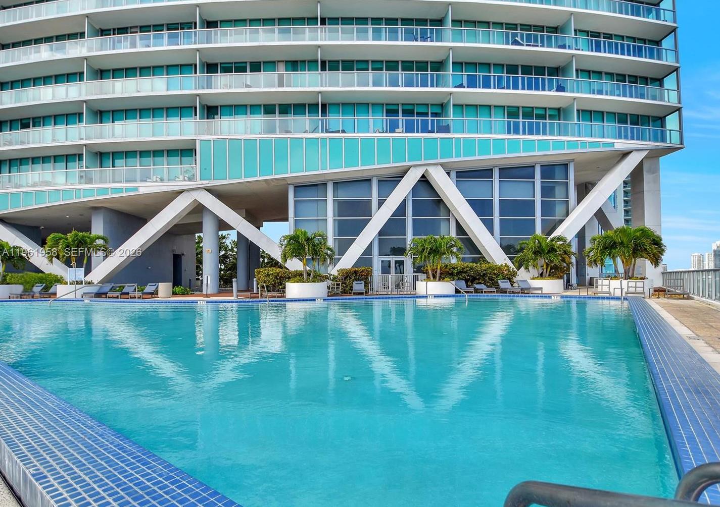 888 Biscayne Blvd #1904, Miami FL 33132