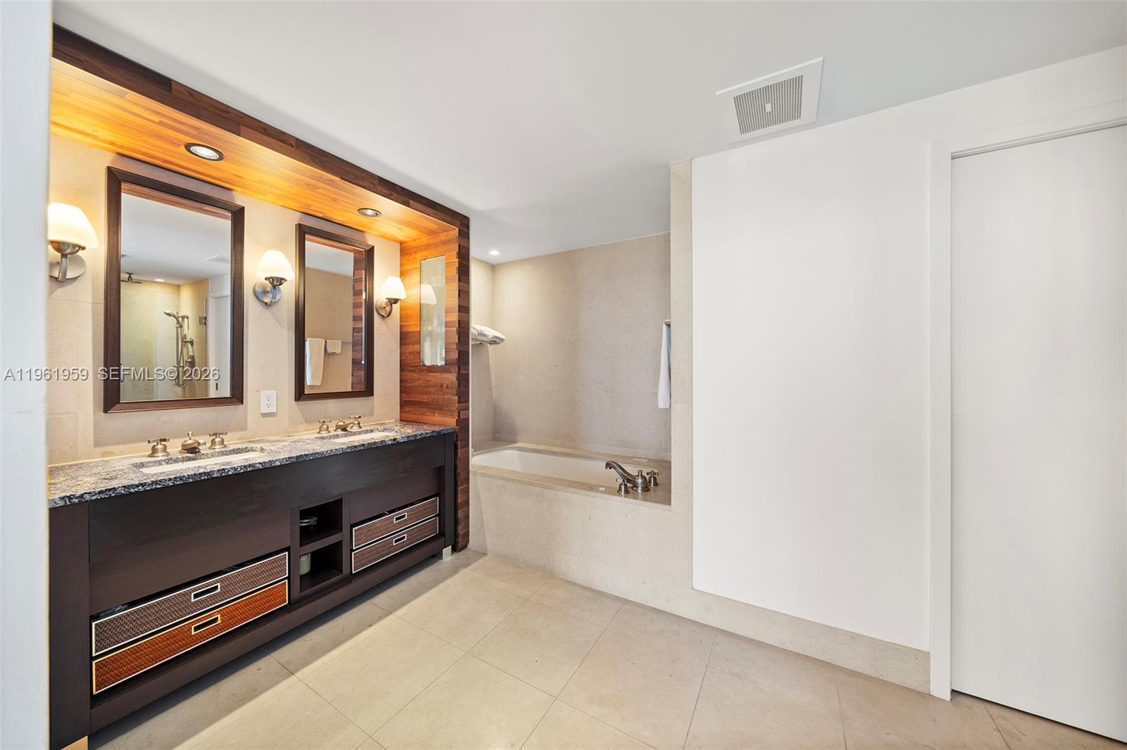 6899 Collins Ave #2307/10, Miami Beach FL 33141