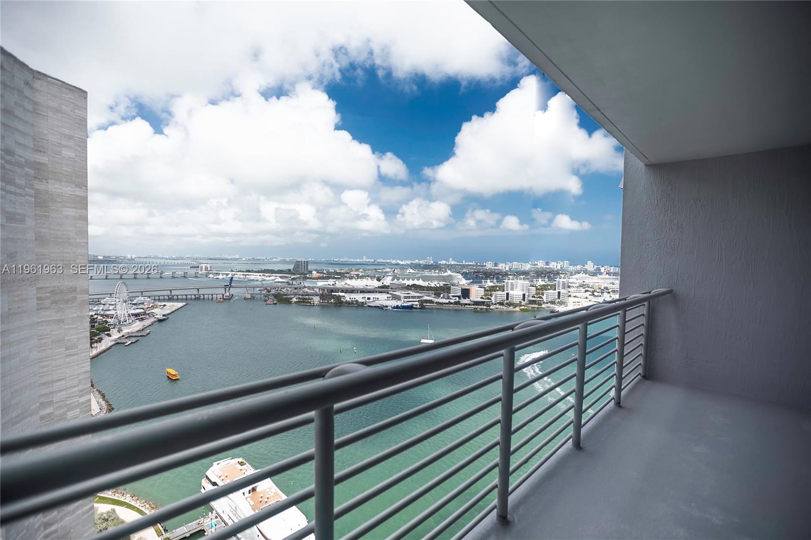 335 S BISCAYNE BL #3210, Miami FL 33131