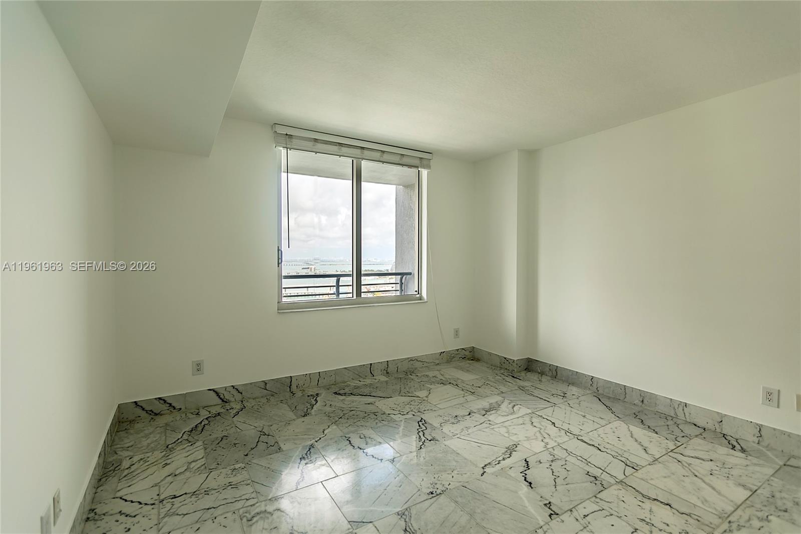 335 S BISCAYNE BL #3210, Miami FL 33131