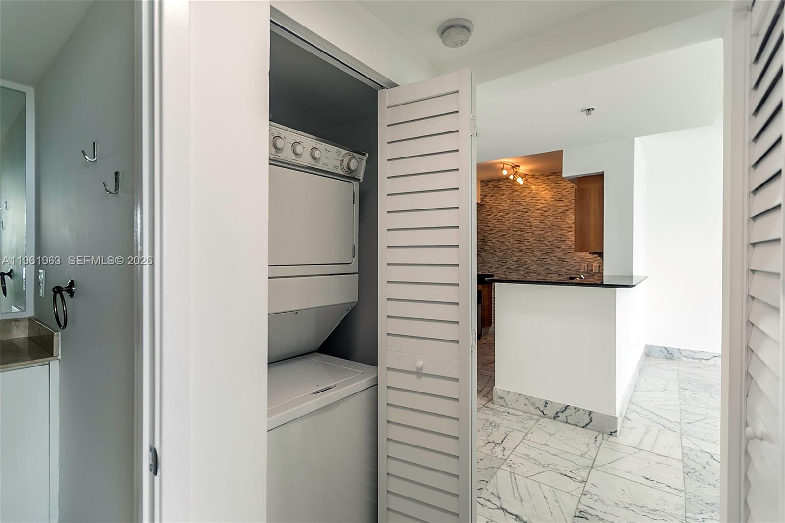 335 S BISCAYNE BL #3210, Miami FL 33131
