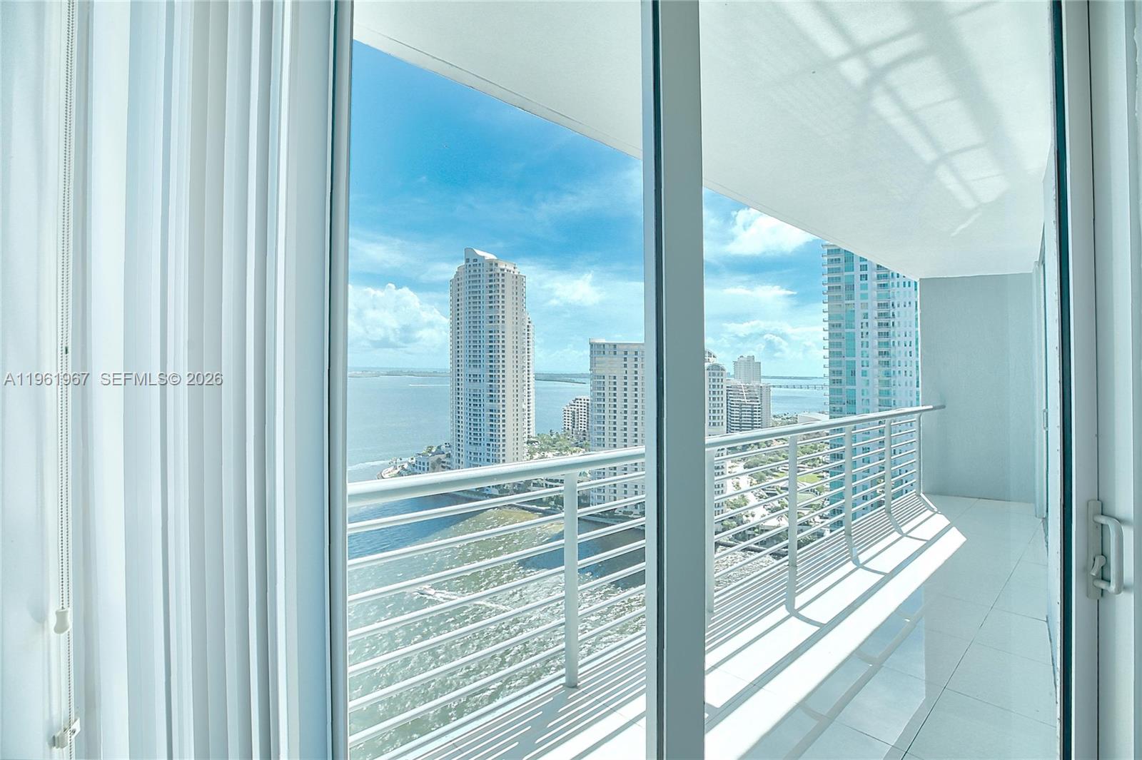 325 S Biscayne Blvd #2726, Miami FL 33131