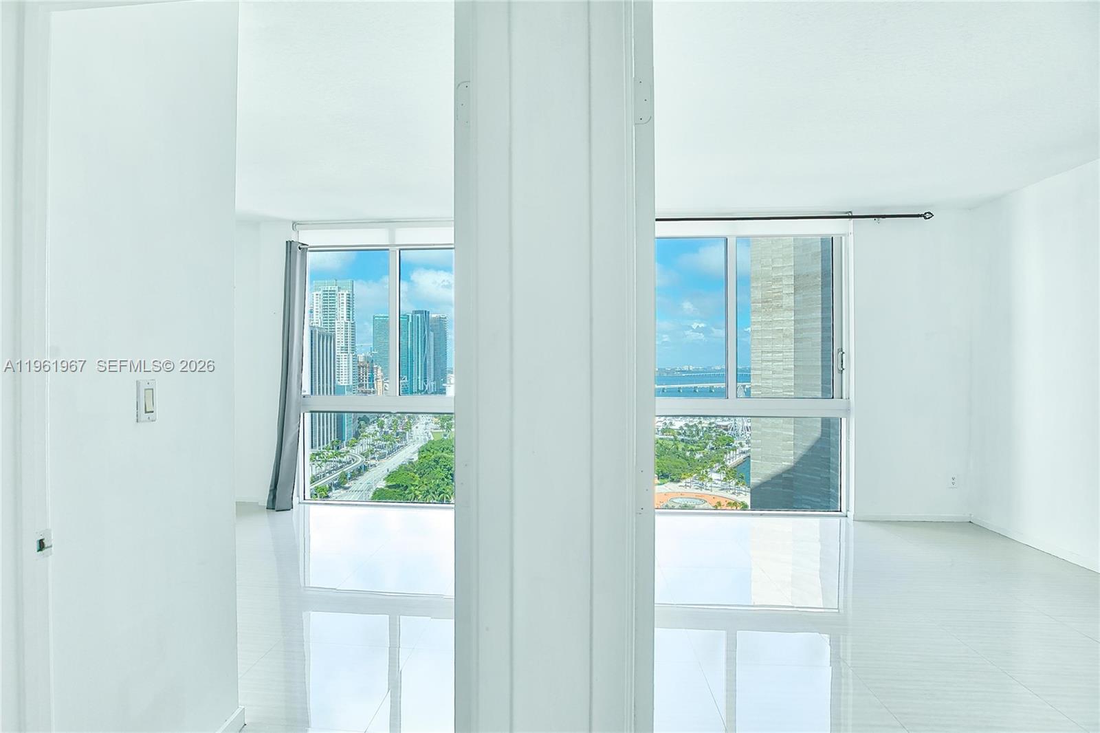 325 S Biscayne Blvd #2726, Miami FL 33131