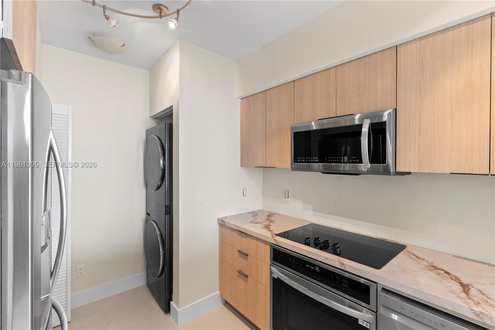 335 S Biscayne Blvd #2212, Miami FL 33131