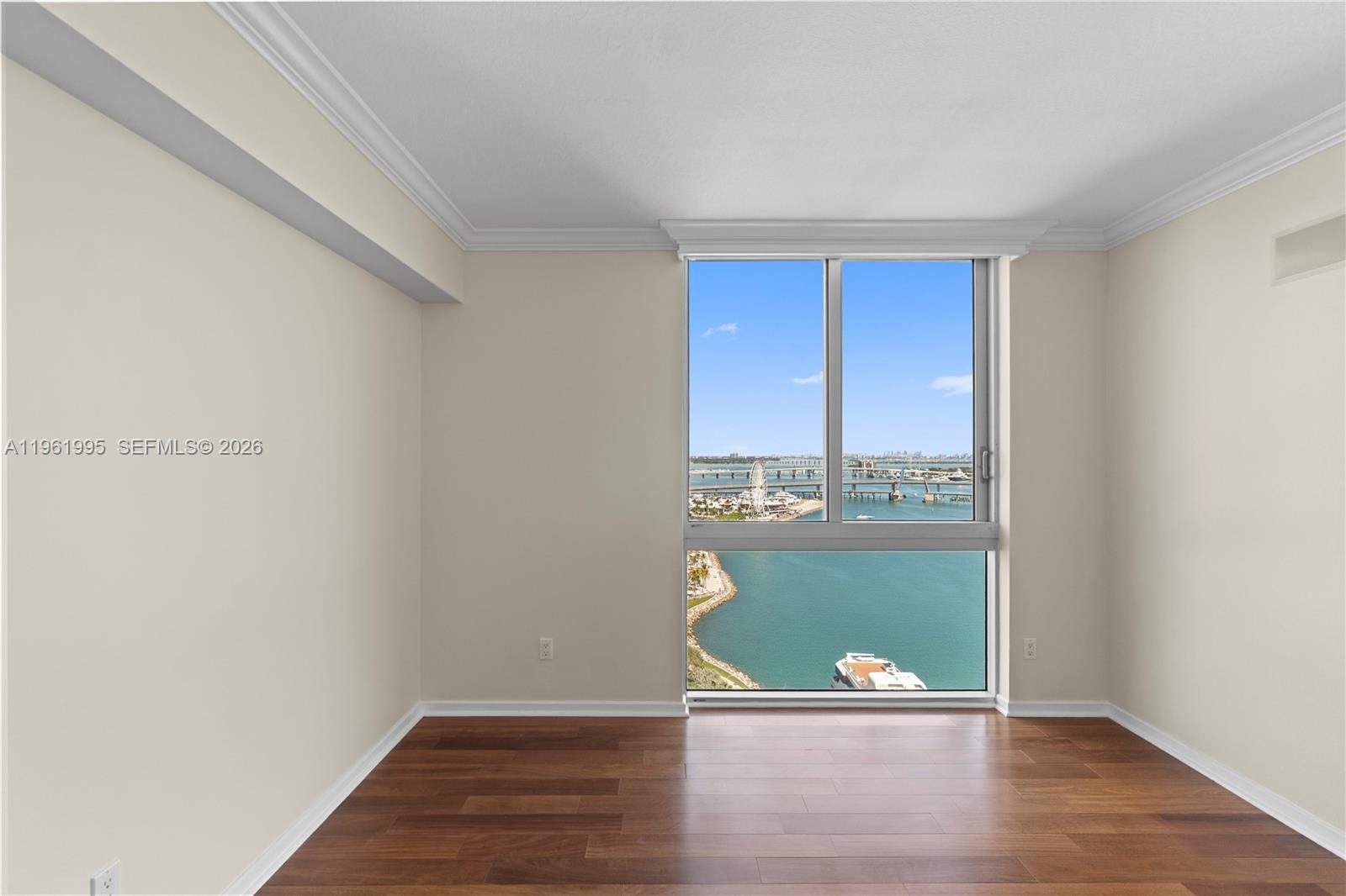 335 S Biscayne Blvd #2212, Miami FL 33131