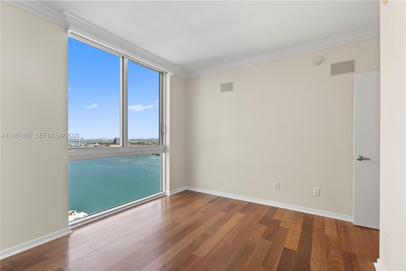 335 S Biscayne Blvd #2212, Miami FL 33131