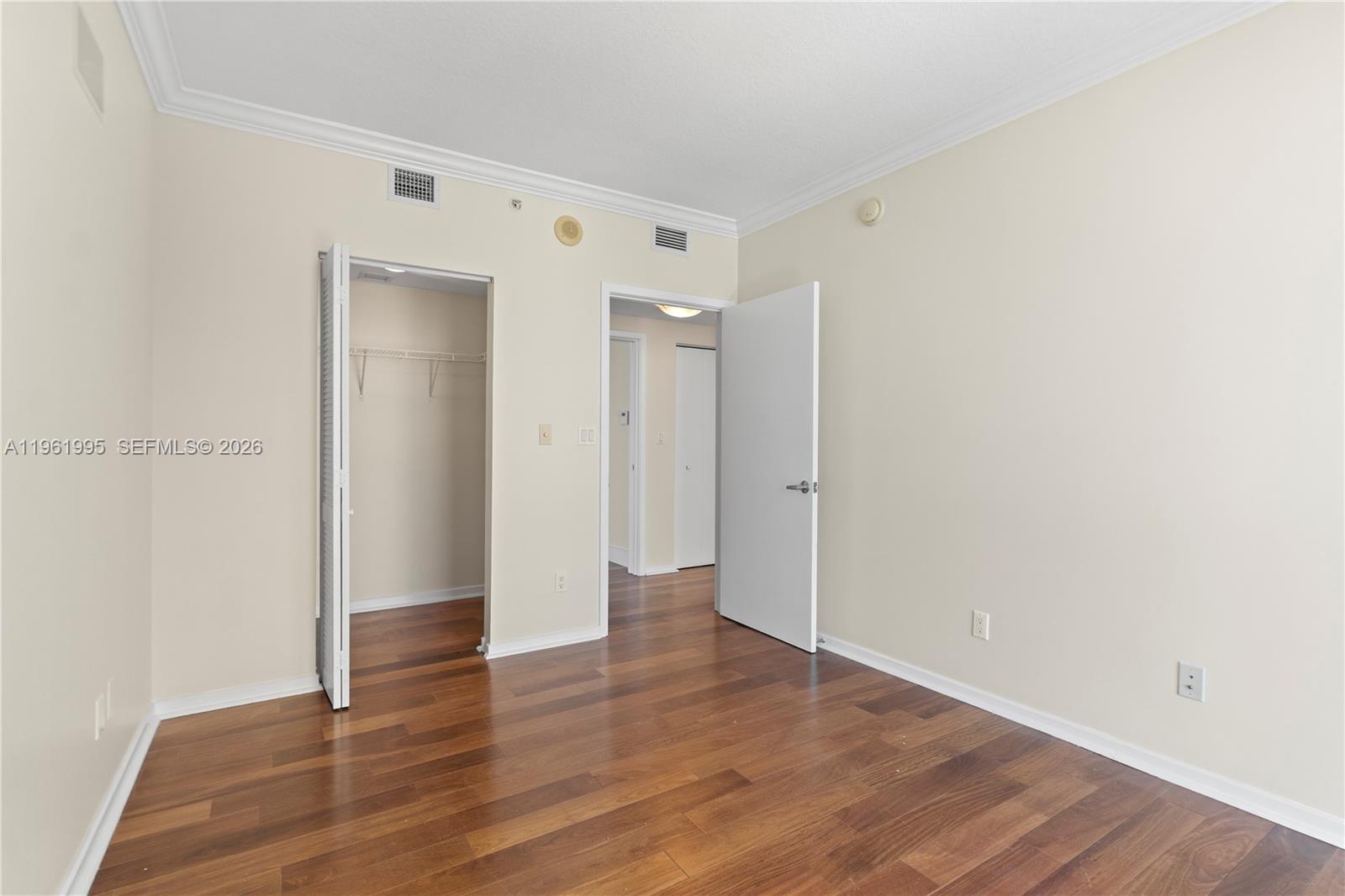 335 S Biscayne Blvd #2212, Miami FL 33131