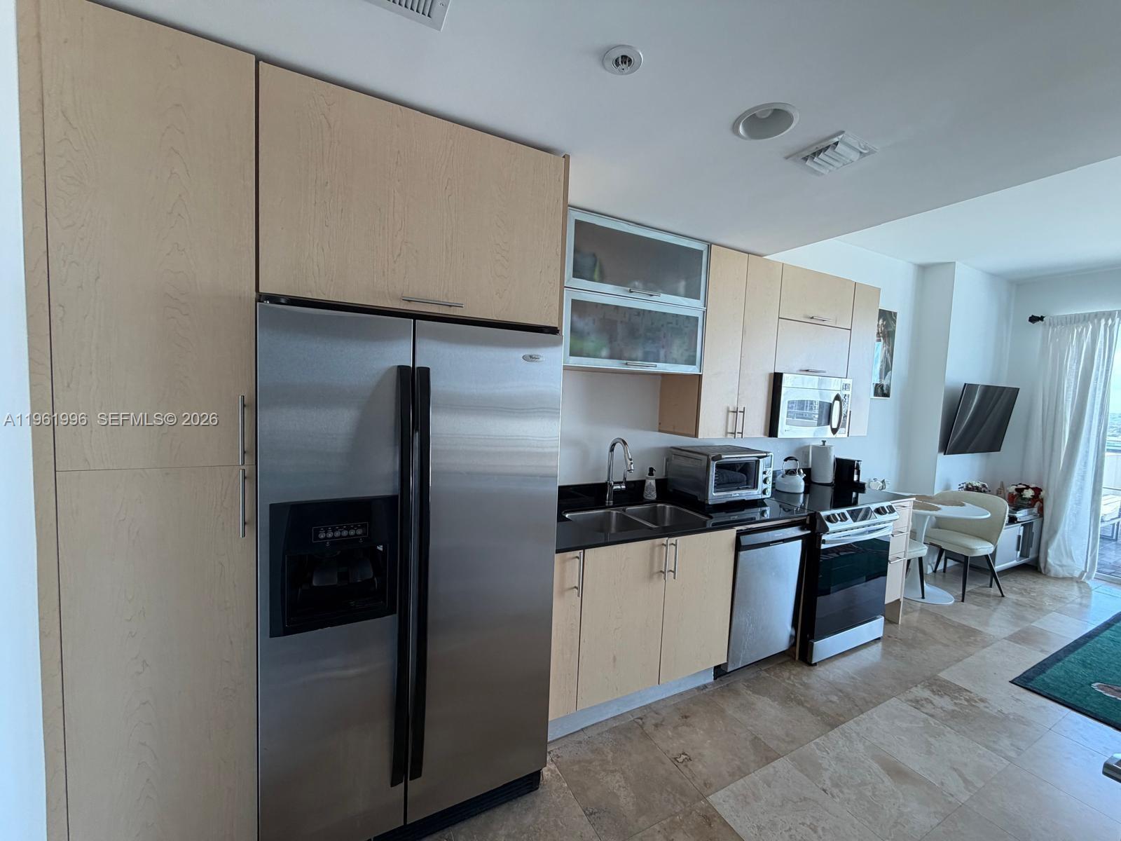 60 SW 13th St #1107, Miami FL 33130