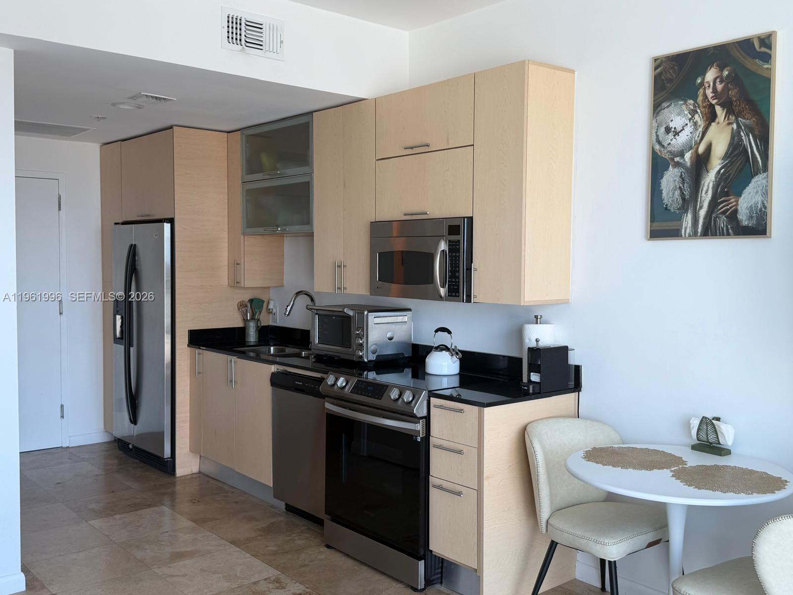 60 SW 13th St #1107, Miami FL 33130
