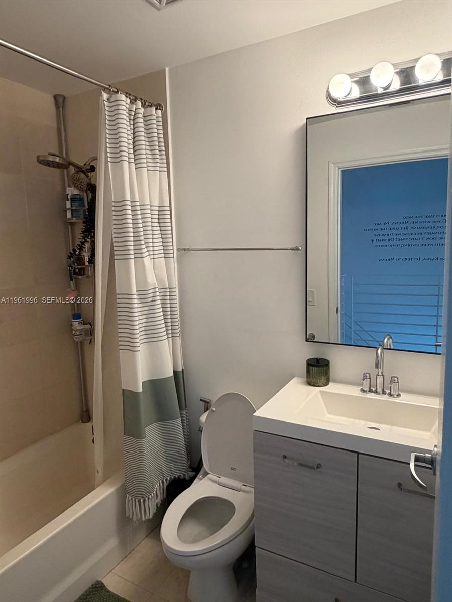 60 SW 13th St #1107, Miami FL 33130