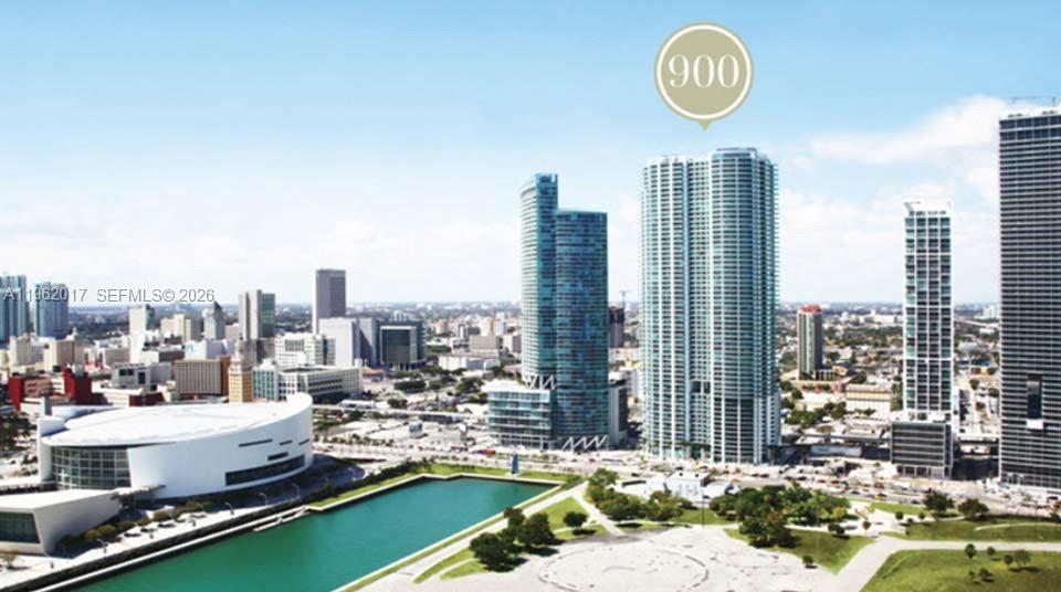 900 Biscayne Blvd #3212, Miami FL 33132