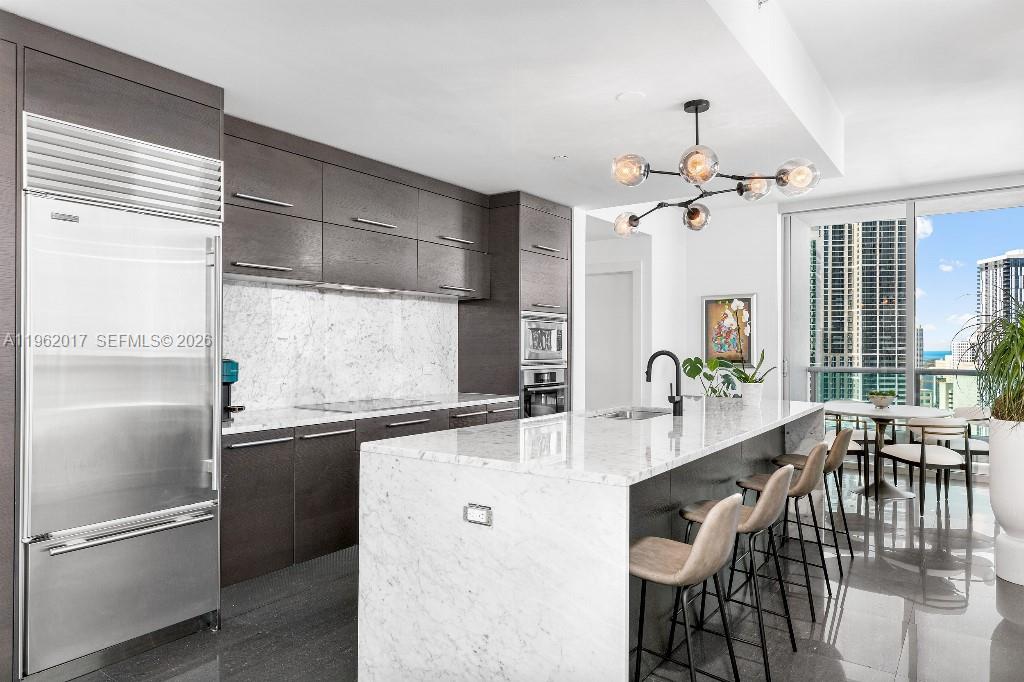900 Biscayne Blvd #3212, Miami FL 33132