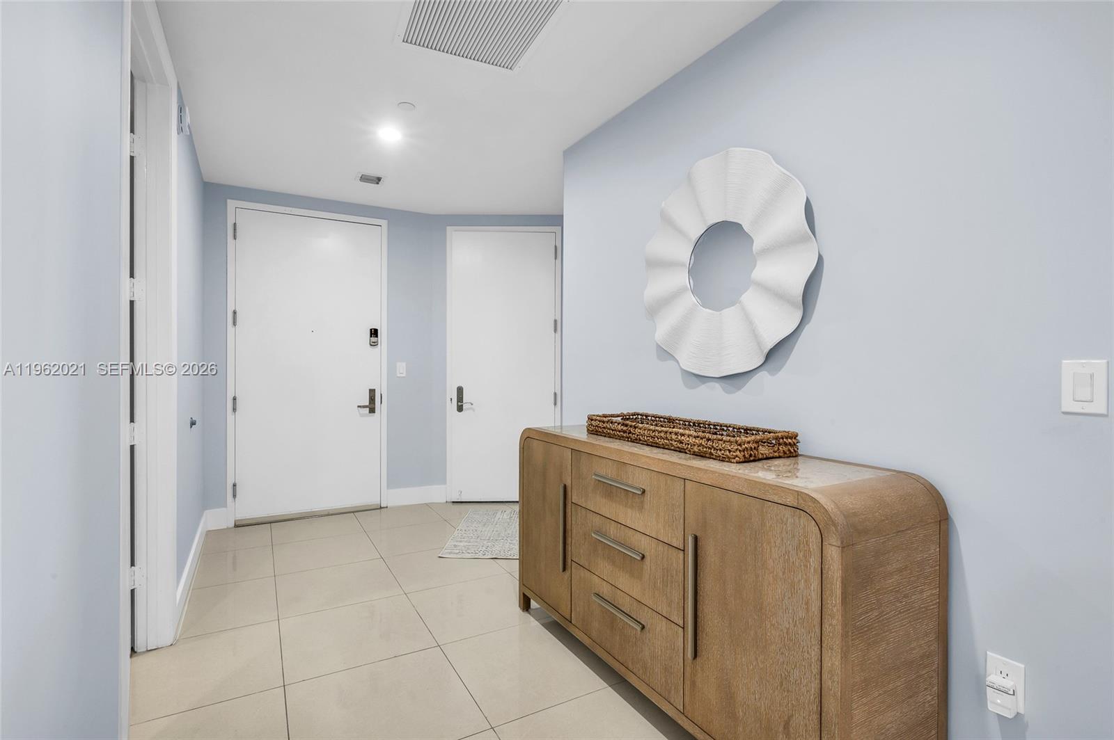 15901 Collins Ave #2303, Sunny Isles Beach FL 33160