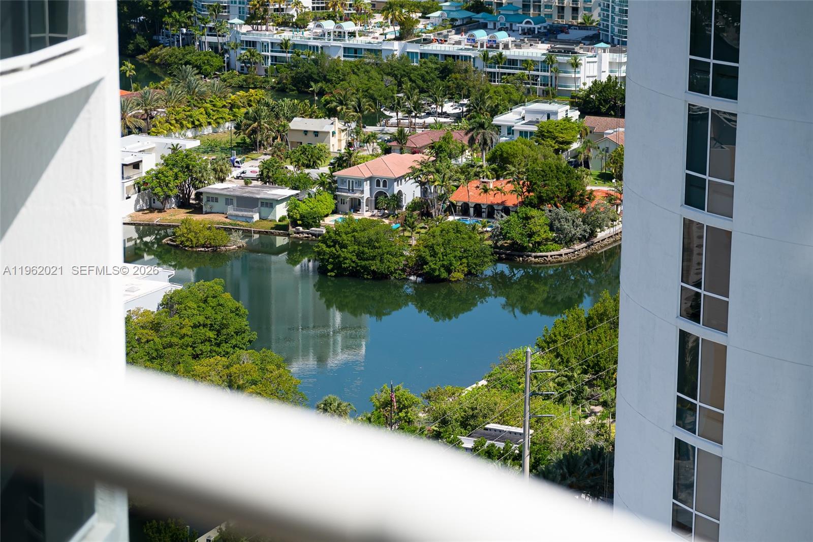 15901 Collins Ave #2303, Sunny Isles Beach FL 33160