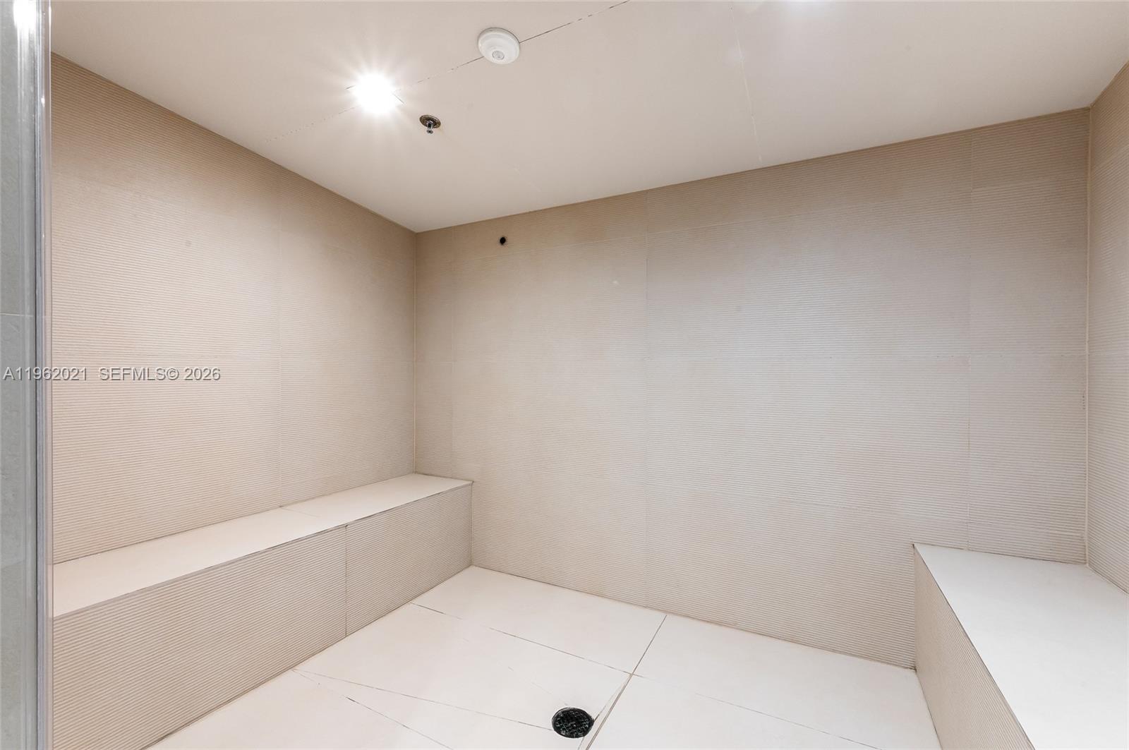 15901 Collins Ave #2303, Sunny Isles Beach FL 33160