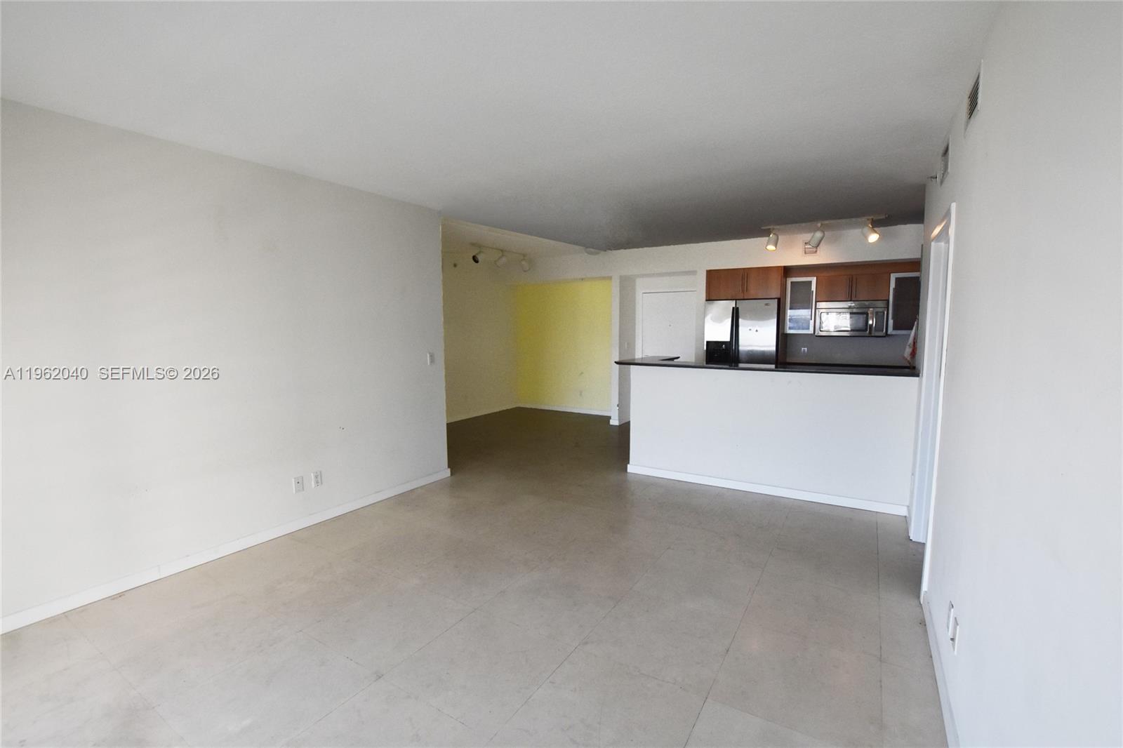 325 S Biscayne Blvd #3822, Miami FL 33131