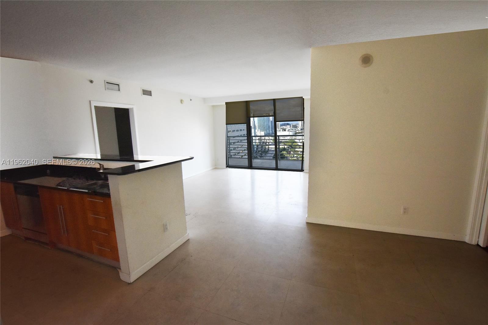 325 S Biscayne Blvd #3822, Miami FL 33131