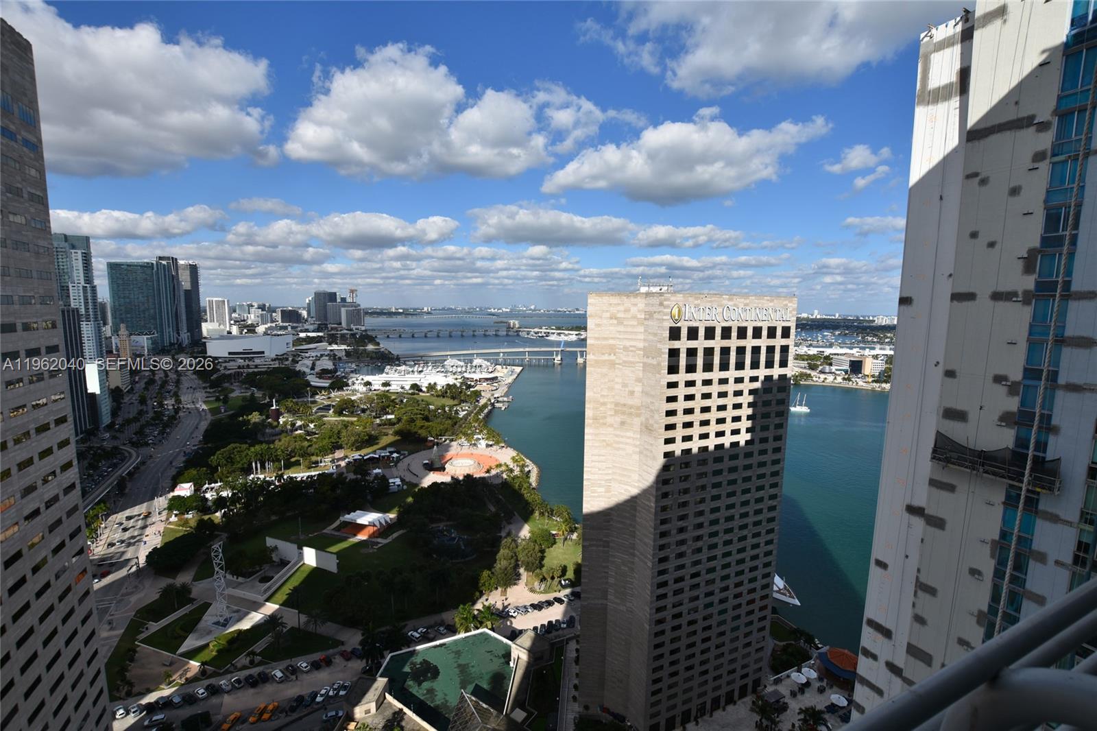 325 S Biscayne Blvd #3822, Miami FL 33131