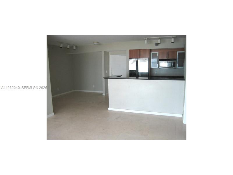 325 S Biscayne Blvd #3822, Miami FL 33131