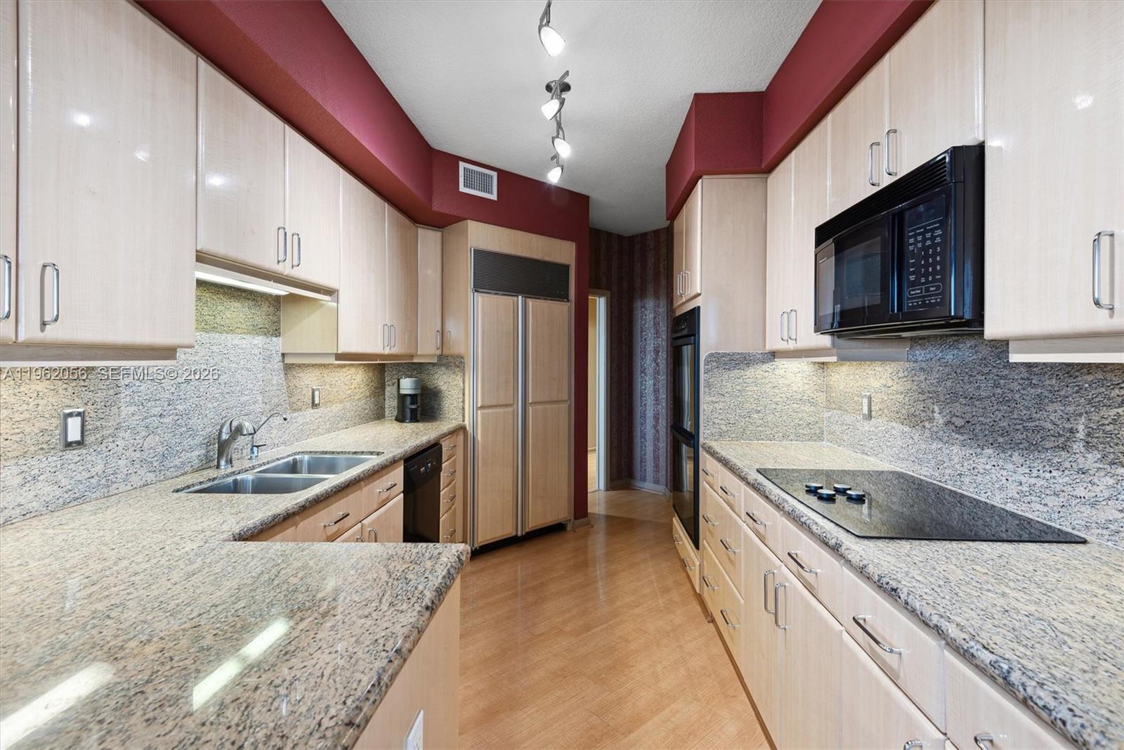 6051 N Ocean Dr #602, Hollywood FL 33019