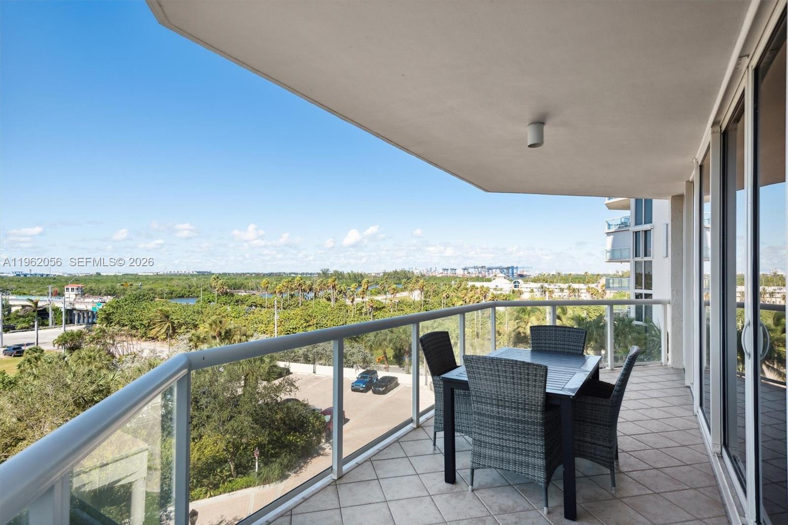 6051 N Ocean Dr #602, Hollywood FL 33019